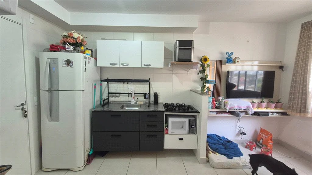 Ótimo apartamento de 1 quarto no edifício Carmilo