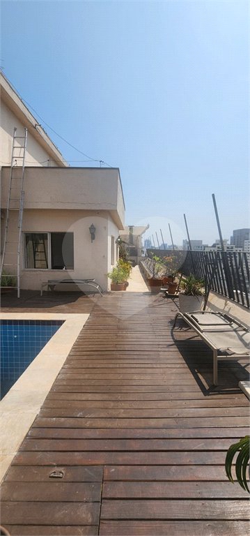 Cobertura 380m² - 4 quartos - Vila Nova Conceição em Frente a Praça Pereira Coutinho
