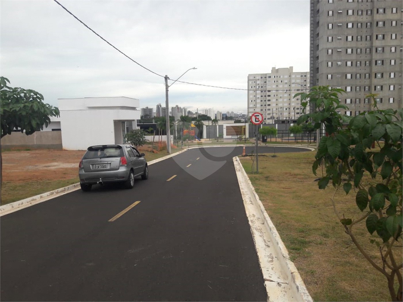 Lote à venda no Condomínio Monte das Araucárias