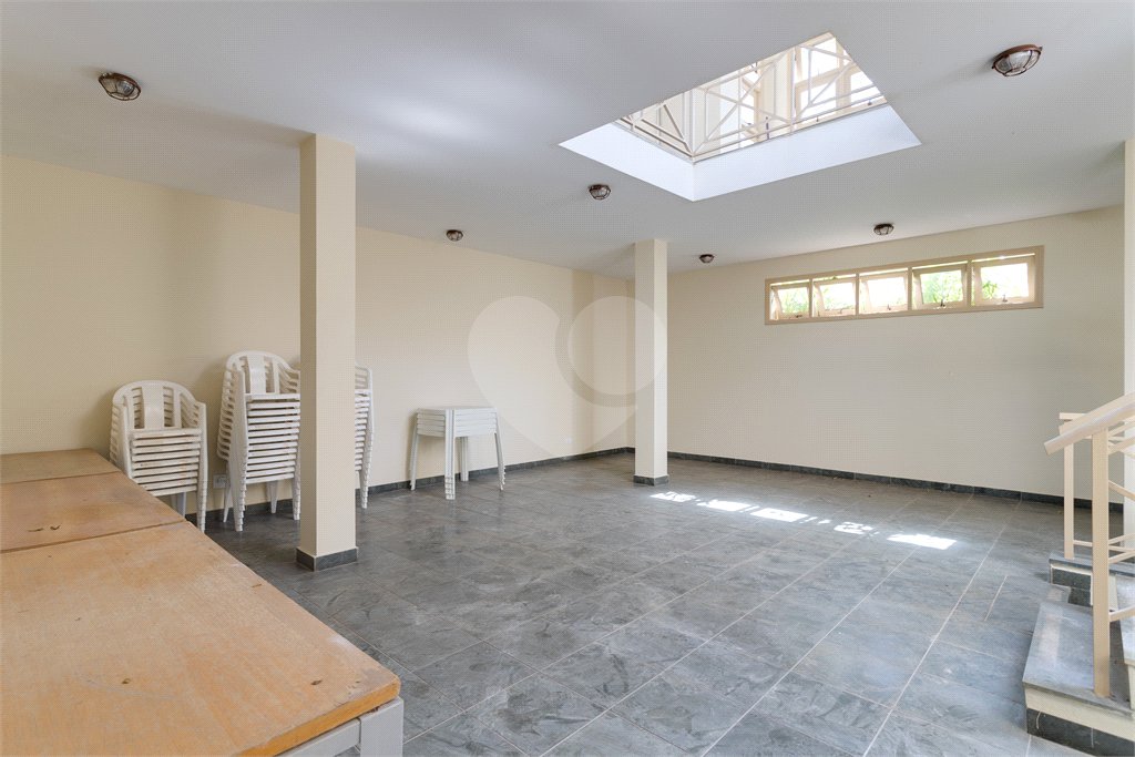 Casa à venda com 4 quartos, sendo 2 suítes, no condomínio Villa Franz Schubert, São Paulo - SP