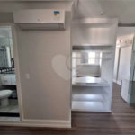 Apartamento para locação com 2 dormitórios, sendo 1 suíte com 02 vagas, totalmente climatizado nos 3 ambientes