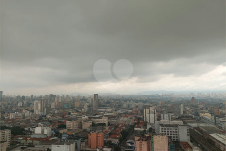 Apartamento no Brás repleto de lazer com 50 m² com 2 dormitórios e 1 vaga, Estuda Permuta