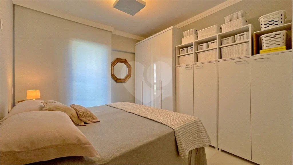 Apartamento à venda com 3 quartos, sendo 2 suítes, em Riviera de São Lourenço, Bertioga, SP