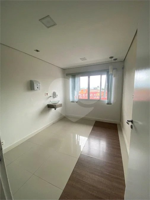 Casa à venda no Jardim Aida, com 137 m²