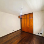 Casa à venda com 4 suítes, sendo 1 suíte externa, no Jardim Bonfiglioli, São Paulo - SP
