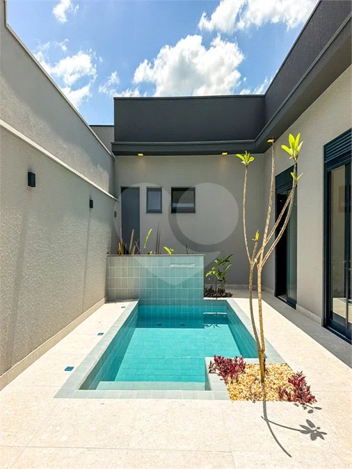 Casa Térrea Evidências - Indaiatuba/SP - R$ 1.950.000,00 - Área Total 307,33 m² - Área Construída 201,90 m² - TÉRREA - 03 suítes sendo a master com closet; Escritório; Lavabo; Cozinha com cooktop, forno, micro-ondas e coifa; Móveis planejados na hall de entrada, sala, escritório, cozinha, gourmet, s