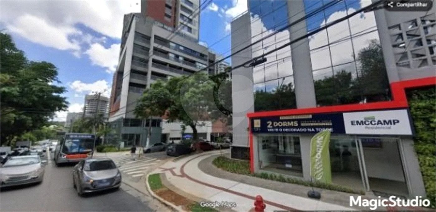 Loja com 52 m² , a 250 metros da estação Butantã , linha amarela do metrô.