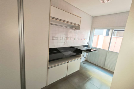 Exclusividade e Sofisticação no Swiss Park: O Sobrado Perfeito em São Carlos, com, 3 suites,2 salas, área Gourmet, persianas blackout automatizadas.