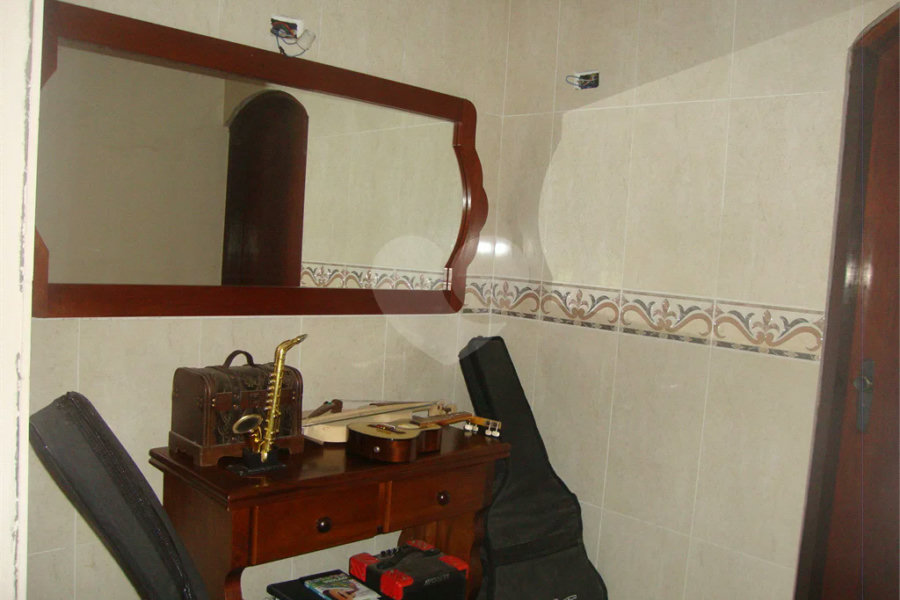Chácara à venda com 5 quartos, sendo 2 suítes, em Jardim Arujá, Arujá, SP