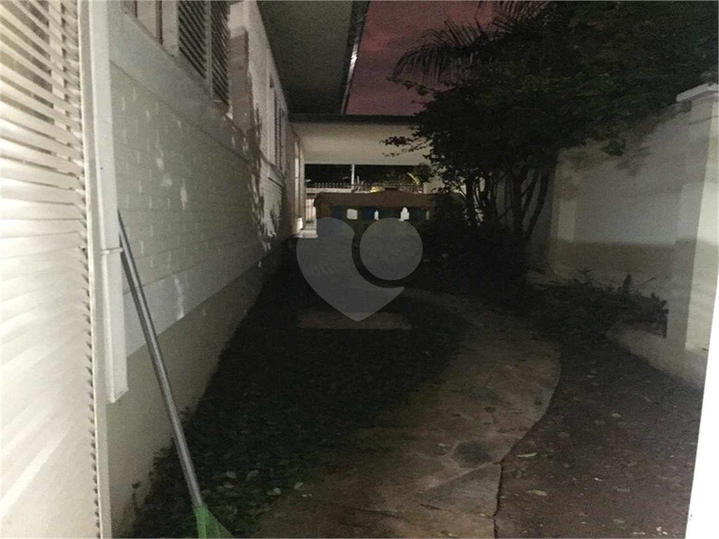 Maravilhosa casa ampla e térrea na região do Estância Suiça