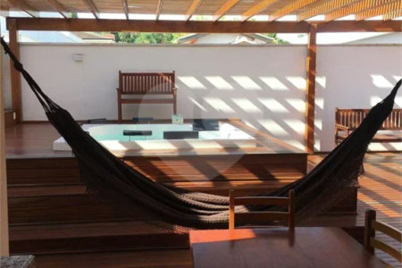 Casa à venda com 3 quartos, sendo 1 suíte,  em Pinheirinho, Vinhedo, SP