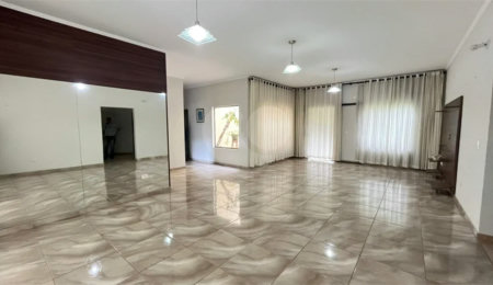 Casa à venda ou para alugar com 4 suítes em Parque Primavera, Poços de Caldas, MG