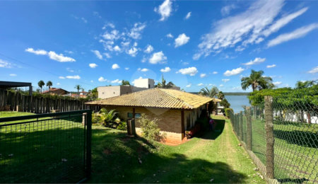 Casa à venda com 4 suítes no condomínio Vivenda do Broa, Itirapina - SP