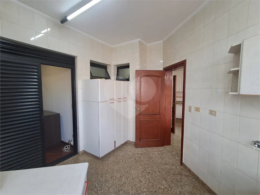 Apartamento à Venda no Edifício Itapema no Bairro Centro em Piracicaba/SP.