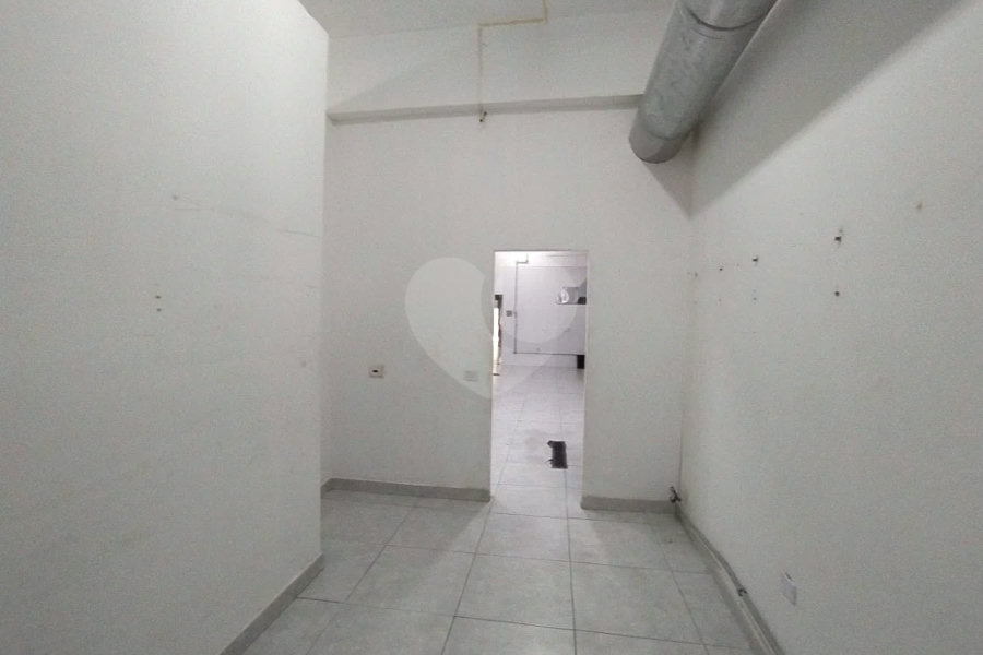 Prédio à venda em Imirim, São Paulo, SP