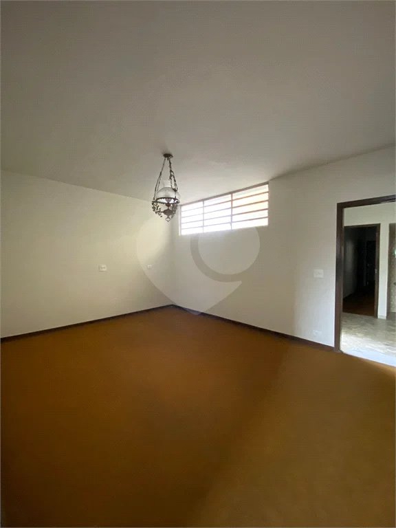 Sobrado comercial para alugar com 3 quartos no Centro de Piracicaba