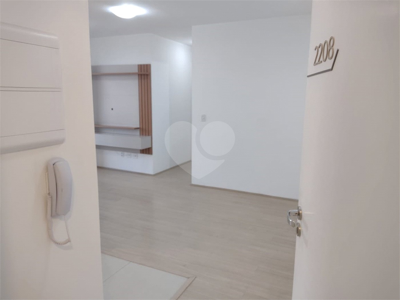 Apartamento para venda e locação no Bresser