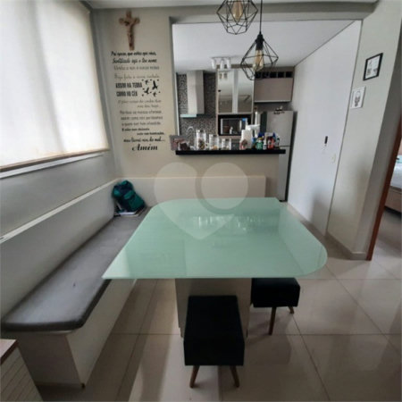 Apartamento no Condomínio Residencial Monte Logan