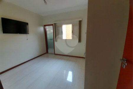 Casa à Venda no Residencial Eldorado - São Carlos