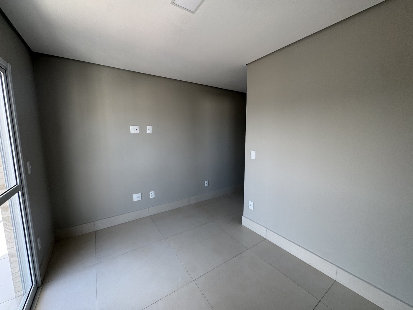 🏢 Cobertura Alto Padrão – Residencial Safira – Guilhermina – Praia Grande