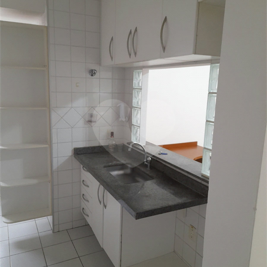 Apartamento para locação ou venda no Edifício Villagio di Napoli.