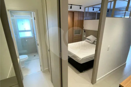 Apartamento studio para venda no Campo Belo de 47,36 m² - 1 vaga