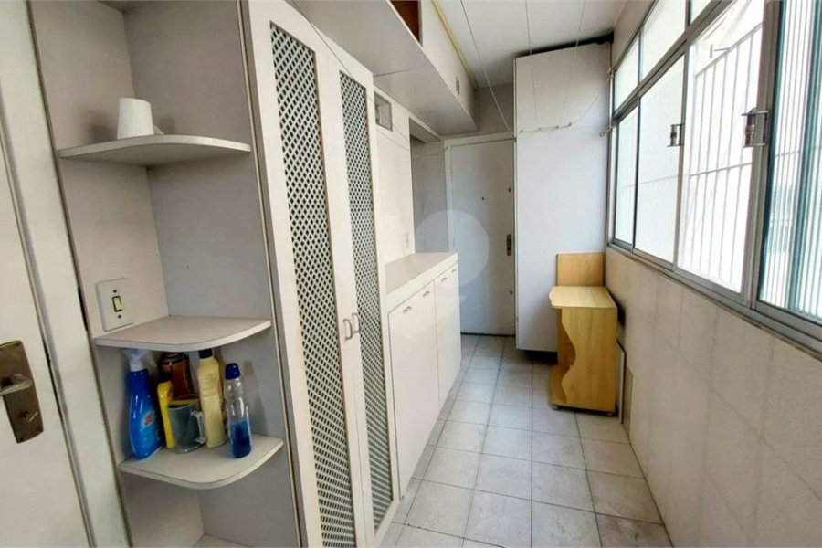Apartamento de 03 dormitórios. Agende uma visita.