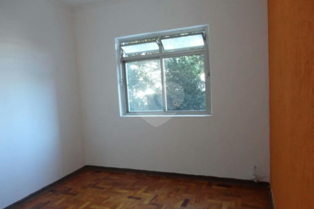 Apartamento à venda na região de Pari