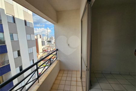 Apartamento com 3 dormitórios à venda no centro de São Carlos