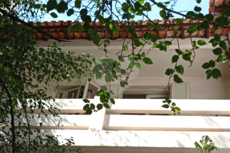 APARTAMENTO DE 3 QUARTOS À VENDA NO PARAÍSO