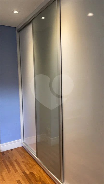 Apartamento na Mooca com 204 m² com vista maravilhosa, sendo 3 suítes e 4vagas.