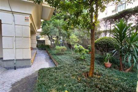 Apartamento para venda em Moema com 2 quartos, sendo 1 suíte, 1 vaga, 62 m²