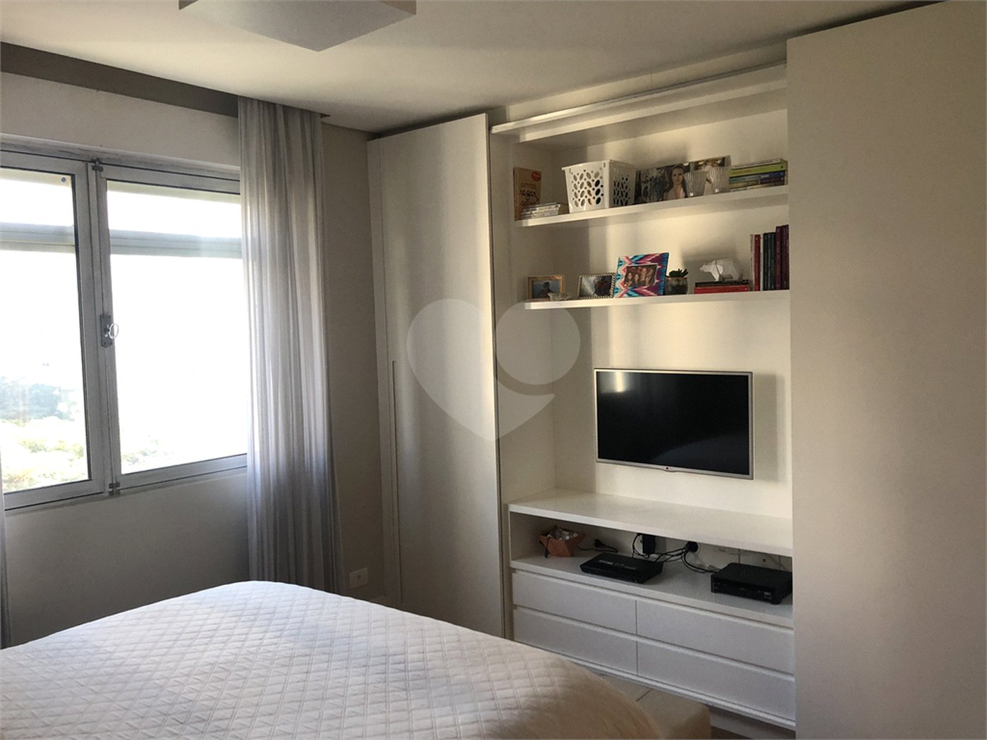 Pronto para morar: apartamento semi mobiliado de 127 m² com 3 dormitórios no Jardim Paulista