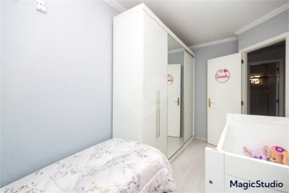 Casa com 260m², 3 dormitórios, 4 vagas, à venda em São Caetano do Sul.