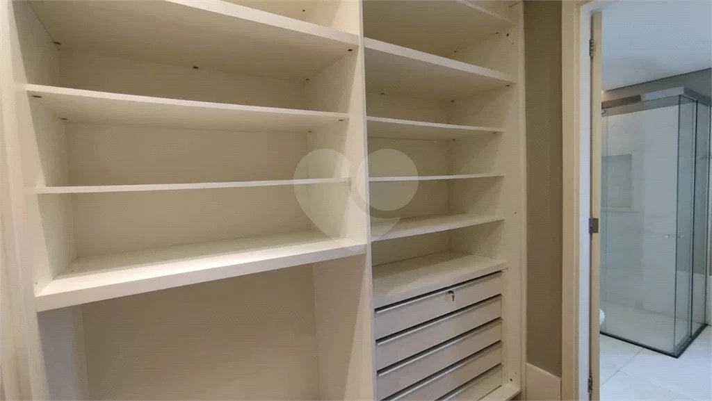 Á venda Apartamento Alto Padrão 5 suítes / 8 vagas 522m² Vila Nova Conceição