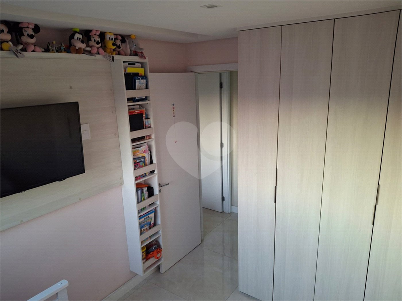 Apartamento à venda com 2 quartos, sendo 1 suíte,  em Ferreira, São Paulo, SP