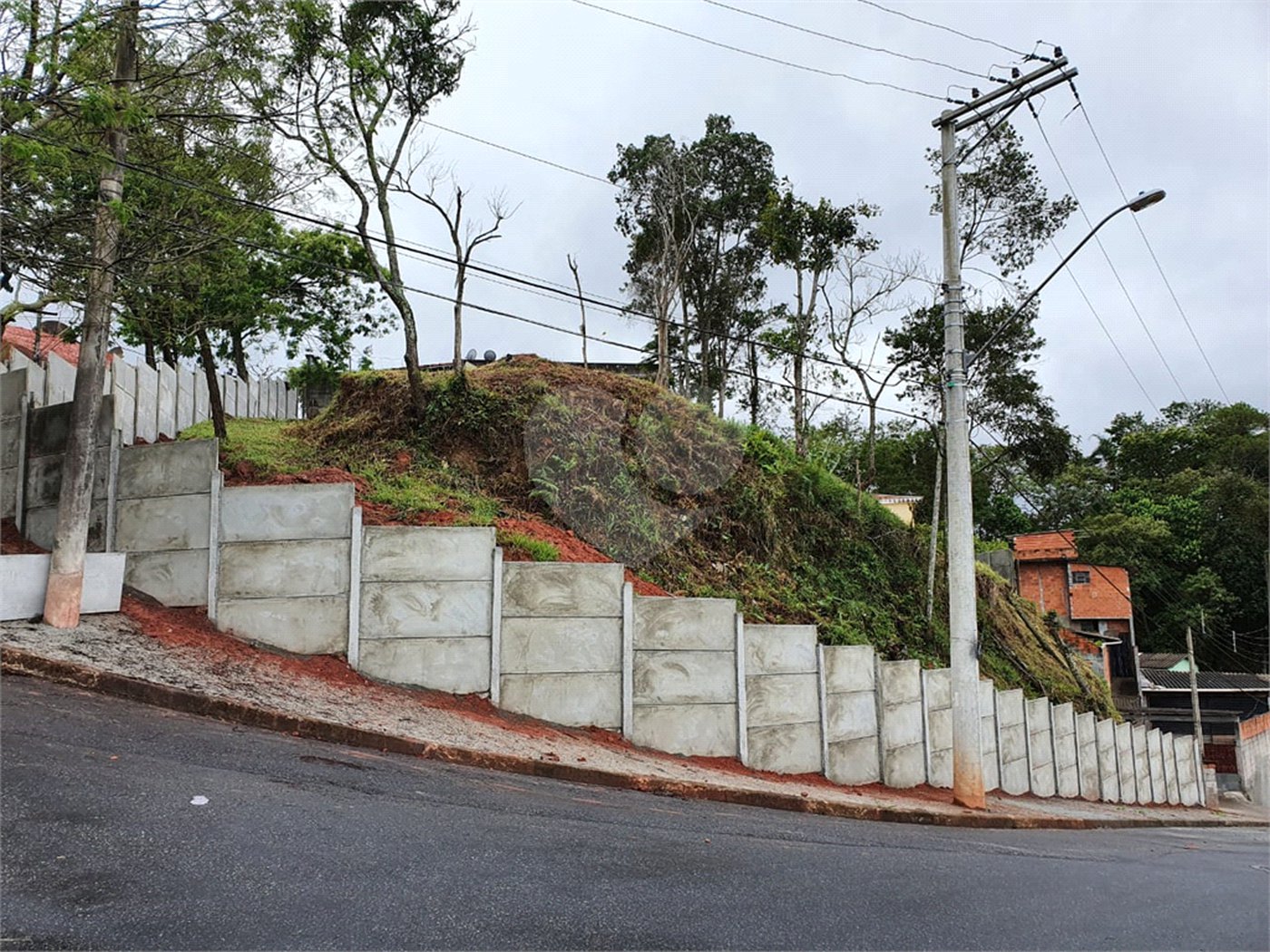 Terreno à venda em Parque Residencial Itapeti, Mogi das Cruzes, SP