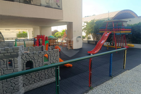 Cobertura à venda com 3 quartos, sendo 1 suíte, em Tijuca, Rio de Janeiro, RJ