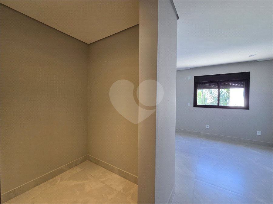 Casa à venda com 5 suítes no condomínio Fazenda Imperial, Sorocaba - SP