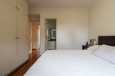 Apartamento à venda com 4 quartos, sendo 2 suítes, em Vila Morumbi, São Paulo, SP
