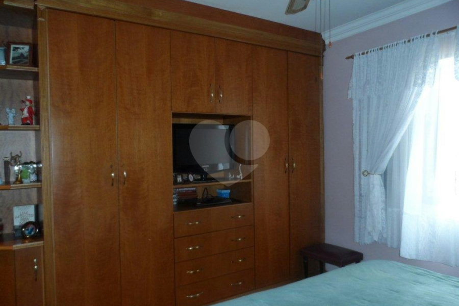 Sobrado à venda com 3 quartos, sendo 1 suíte, em Jardim Virginia Bianca, São Paulo, SP