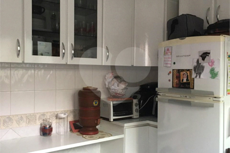 Casa à venda com 3 quartos, sendo 1 suíte, no condomínio Barbará Ii, São Paulo - SP