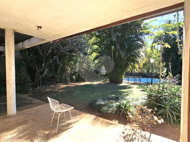 Casa à venda com 4 suítes no condomínio Chácara Cordeiro, São Paulo - SP