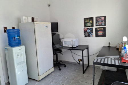 Sobrado à venda com 6 quartos em Campo Belo, São Paulo, SP
