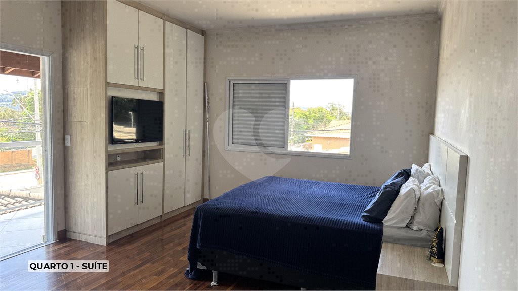 Casa à venda com 3 quartos, sendo 1 suíte, em Vila Rica, Atibaia, SP