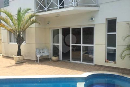 Casa à venda com 4 quartos, sendo 3 suítes, no condomínio Residencial Nova Cantareira, São Paulo - SP