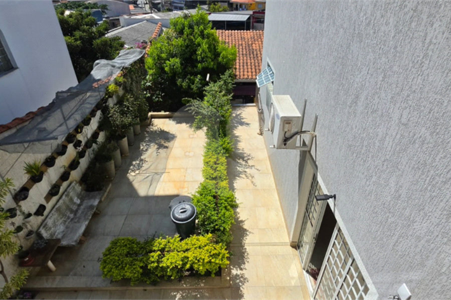 Casa Térrea à venda ou para alugar com 8 quartos, sendo 4 suítes, em Vila Pereira Barreto, São Paulo, SP
