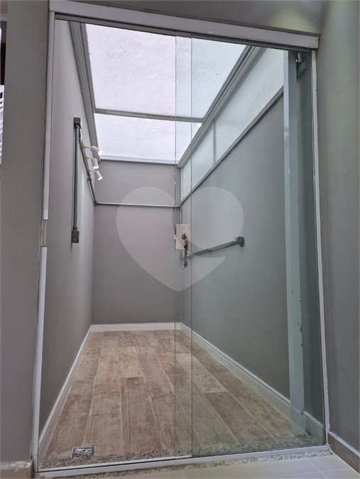 Sobrado à venda com 3 quartos, sendo 1 suíte,  em Vila Pedra Branca, São Paulo, SP