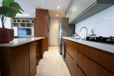 Apartamento à venda com 2 suítes em Indianópolis, São Paulo, SP