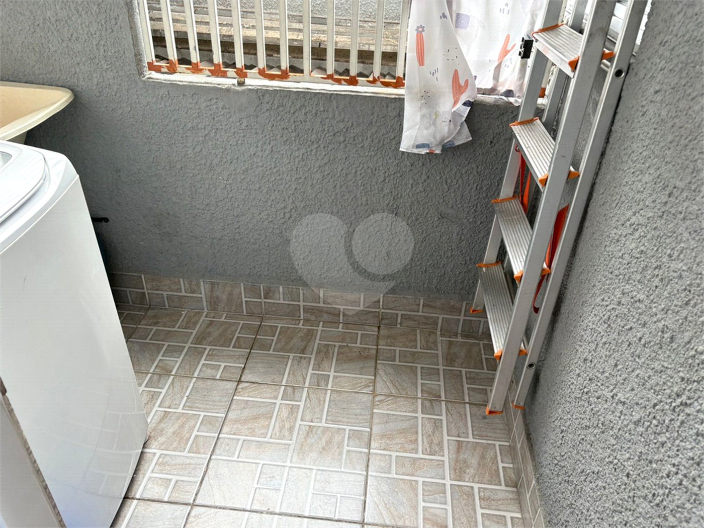 Casa à venda com 1 quarto no condomínio Chalom, São Paulo - SP